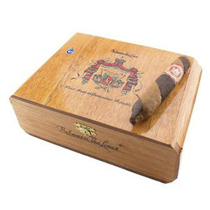 Arturo Fuente Hemingway Between the Lines 5 x 45/54 Cigars Box of 25
