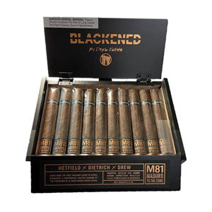 Blackened M81 Toro Cigars