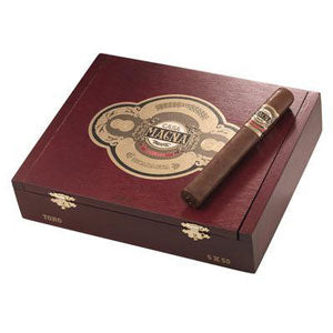 Casa Magna Colorado Box Press Toro Cigars