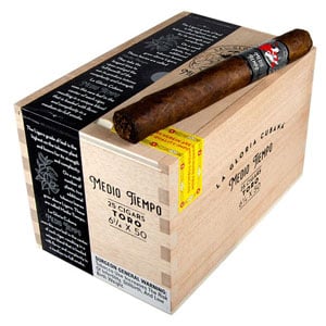 La Gloria Cubana Medio Tiempo Toro Cigars