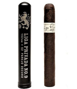 Liga Privada No.9 Toro Tubo Cigar