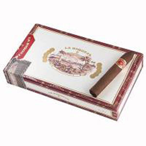 La Riqueza No.1 Lonsdale Cigars